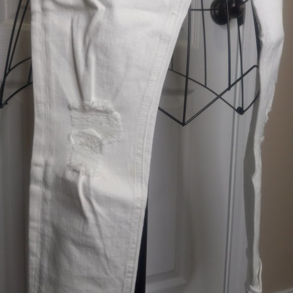 #10 - White Express Jeans - Picture 8 of 10